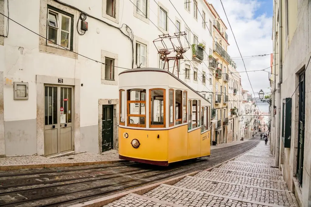 lisbon, tram, portugal, means of transport, traffic, vacations, tourism, travel, city, urban, city vacation, europe, portugal, portugal, portugal, portugal, portugal